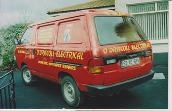 Bee Signs were specialists in vehicle graphics even back in 1993 and working from the garage at the house too!